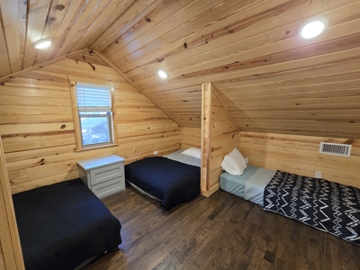 Two Stunning Rustic Cabins & Outdoor Kitchen - National Forest - image 35
