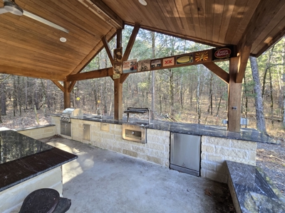 Two Stunning Rustic Cabins & Outdoor Kitchen - National Forest - image 41