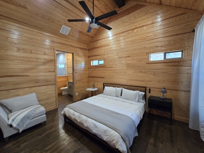Two Stunning Rustic Cabins & Outdoor Kitchen - National Forest - image 12