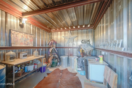 Upgraded Equestrian Retreat with Casita, Pool & Modern Amenities - image 24