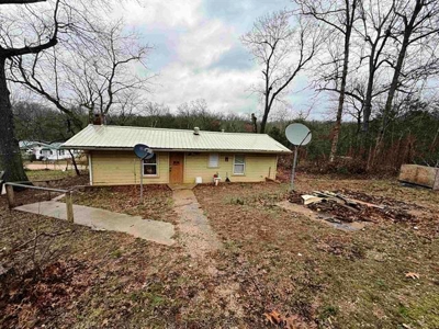 Investment Property with shop in Highland, AR for Sale - image 2