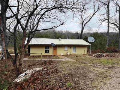 Investment Property with shop in Highland, AR for Sale - image 1