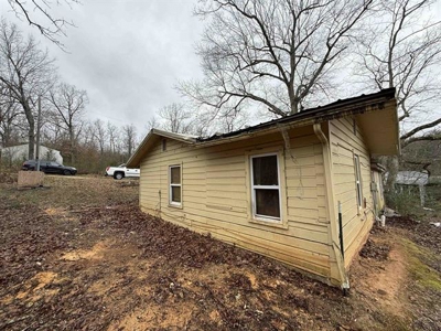 Investment Property with shop in Highland, AR for Sale - image 5