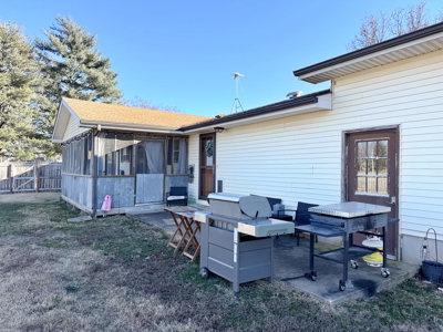 Stockton Lake Country Home for Sale, Stockton MO - image 29