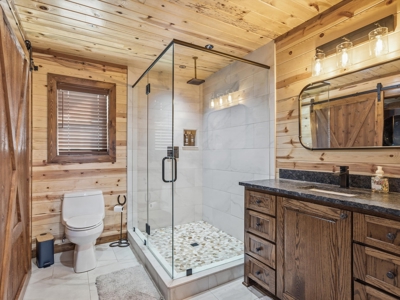 208 East Texas Acres Stocked Lake Log Cabin Cattle Ranch Hunting - image 36