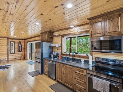 208 East Texas Acres Stocked Lake Log Cabin Cattle Ranch Hunting - image 31