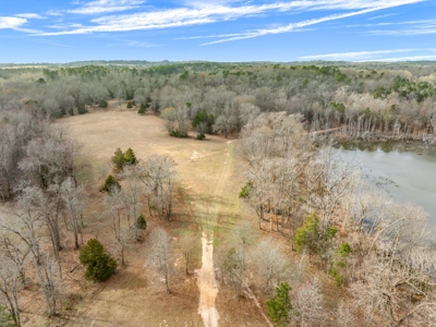 208 East Texas Acres Stocked Lake Log Cabin Cattle Ranch Hunting - image 48