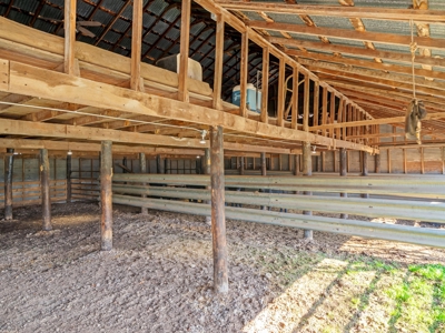 208 East Texas Acres Stocked Lake Log Cabin Cattle Ranch Hunting - image 11