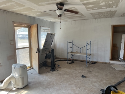 Fishing cabin on Lake Corpus Christi Tx - image 5