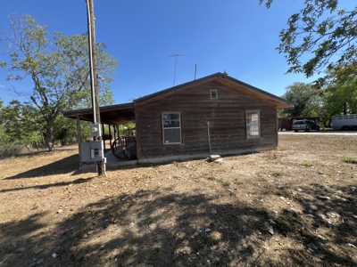 Fishing cabin on Lake Corpus Christi Tx - image 14