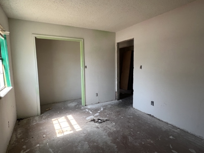 Fishing cabin on Lake Corpus Christi - image 16