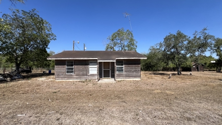 Fishing cabin on Lake Corpus Christi - image 43