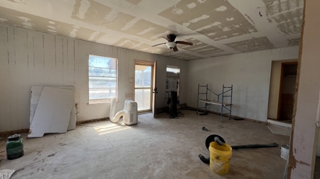 Fishing cabin on Lake Corpus Christi - image 35
