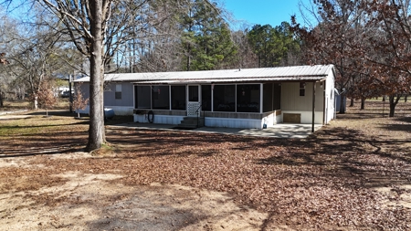 3 Bedroom Turnkey Riverfront Home For Sale in Millers Ferry, AL - image 4