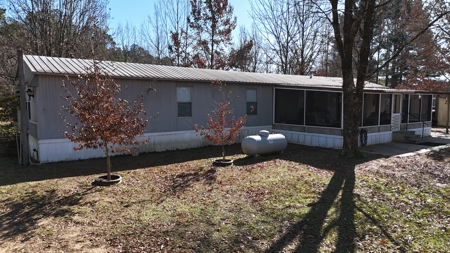 3 Bedroom Turnkey Riverfront Home For Sale in Millers Ferry, AL - image 5