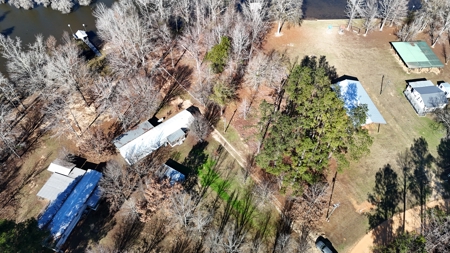 3 Bedroom Turnkey Riverfront Home For Sale in Millers Ferry, AL - image 10