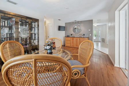 Custom 3BR/2BA Home on 10.3 acres with barn & RV hookup - image 39