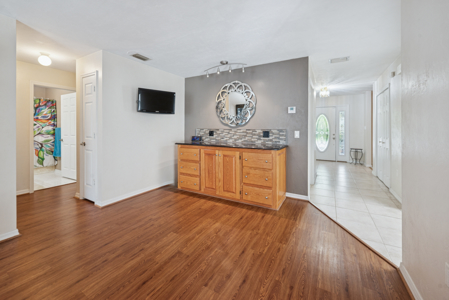 Custom 3BR/2BA Home on 10.3 acres with barn & RV hookup - image 40