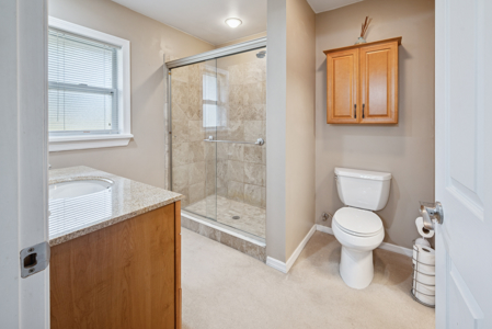 Custom 3BR/2BA Home on 10.3 acres with barn & RV hookup - image 29