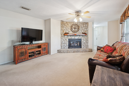 Custom 3BR/2BA Home on 10.3 acres with barn & RV hookup - image 24