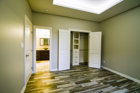 “Luxury Living on 6.875 Acres” - image 18