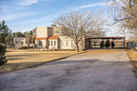 Well-Maintained Home with Horse Facilities in Las Cruces, NM - image 49