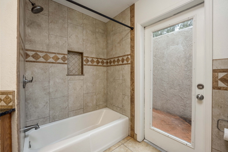 Well-Maintained Home with Horse Facilities in Las Cruces, NM - image 19