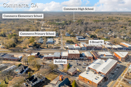 Now pre-leasing three brand-new industrial-style apartment units - image 6