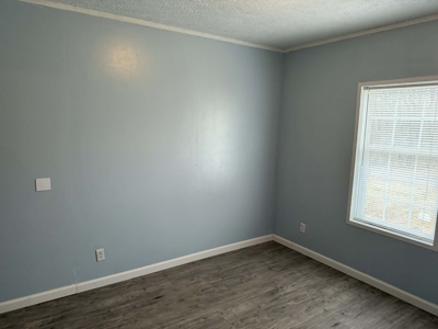 Home on 1.9+/- Acres in Albany, Kentucky - image 46