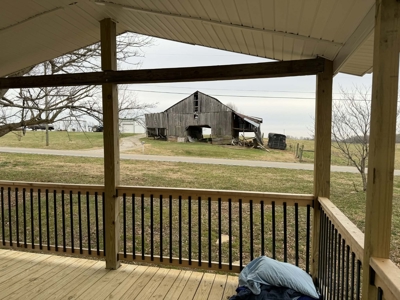 Home on 1.9+/- Acres in Albany, Kentucky - image 9