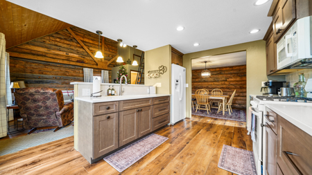 Log Home in Western Colorado With Acreage - image 6