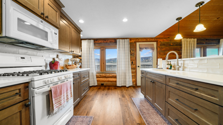 Log Home in Western Colorado With Acreage - image 8