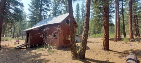 Country Home on 40 Acres in Lassen County - image 32