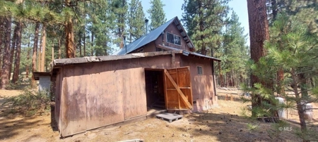 Country Home on 40 Acres in Lassen County - image 35