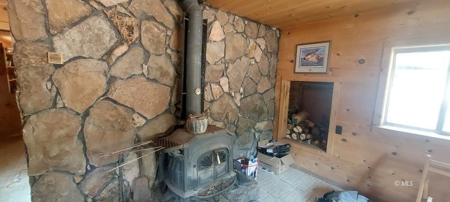 Country Home on 40 Acres in Lassen County - image 3