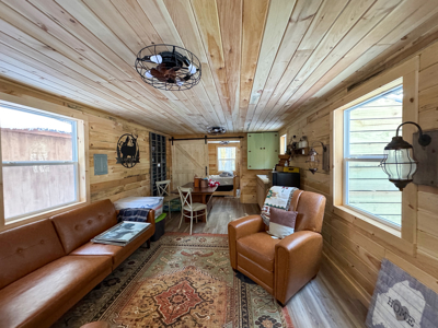 Beautiful Lakefront Camp on Crooked Pond - image 11