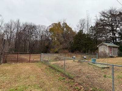 Brick Country Home With Acreage For Sale In Tn With Pond - image 27