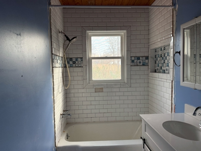 Brick Country Home With Acreage For Sale In Tn With Pond - image 21