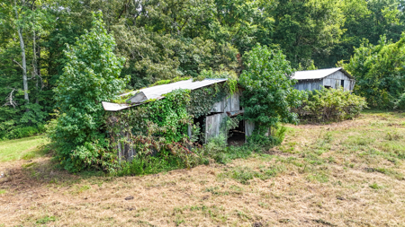 Brick Country Home With Acreage For Sale In Tn With Pond - image 28