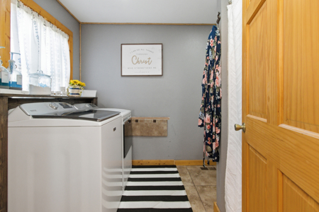 Gated Log Home With Views, Shop & Outdoor Lifestyle - image 24