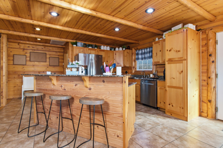 Gated Log Home With Views, Shop & Outdoor Lifestyle - image 15