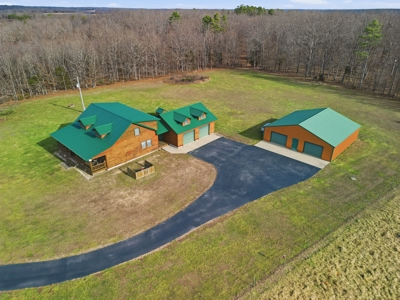 Gated Log Home With Views, Shop & Outdoor Lifestyle - image 1
