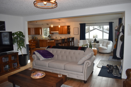 One level home in Shelby, MT for Sale - image 16