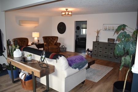 One level home in Shelby, MT for Sale - image 5