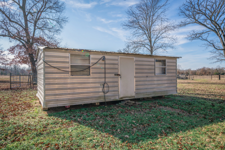 3BR/3BA on 45 Acres with Pond & Shop | DeKalb, TX | JB-Simms ISD - image 33