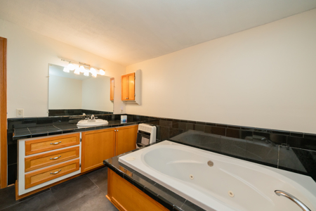3BR/3BA on 45 Acres with Pond & Shop | DeKalb, TX | JB-Simms ISD - image 3
