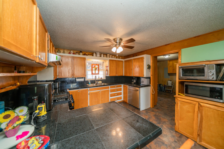 3BR/3BA on 45 Acres with Pond & Shop | DeKalb, TX | JB-Simms ISD - image 28