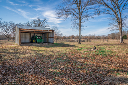 3BR/3BA on 45 Acres with Pond & Shop | DeKalb, TX | JB-Simms ISD - image 32