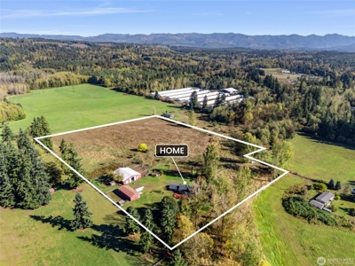 Gated Creekside Equestrian Property in Onalaska, WA - image 7