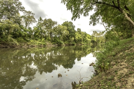 Riverfront Home For Sale In Cherokee Village, AR - image 42